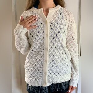 Vintage BJ Barnett Wintuk Orlon M/L White Cabled Cardigan Button Front Granny**